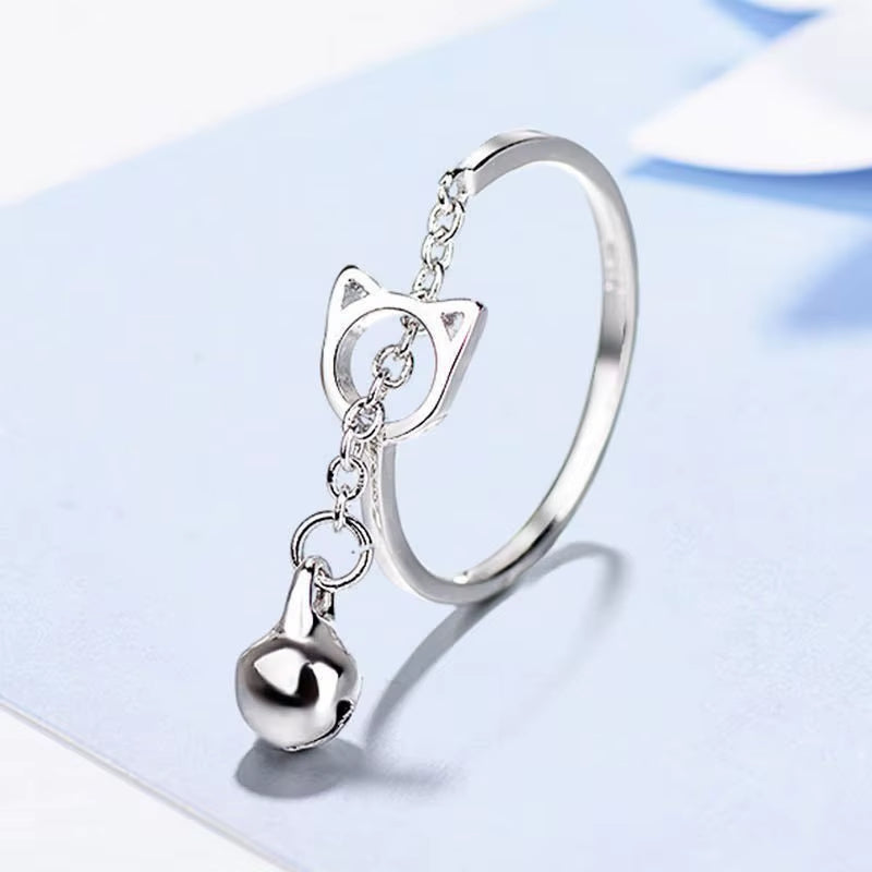 Fine silver cat ring with charm